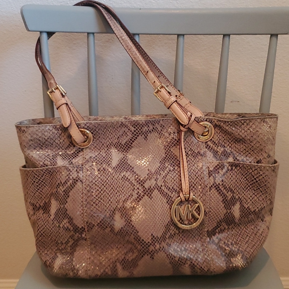 Michael Kors Jetset Tote in Python/Gold